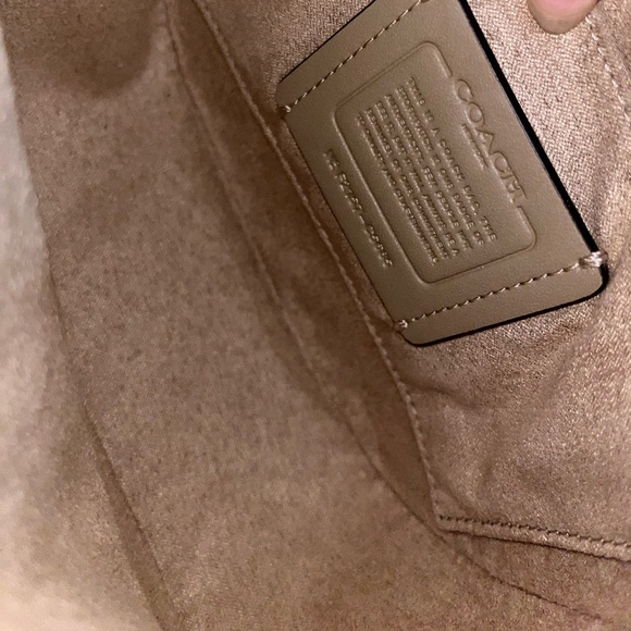 COACH SADDLE BAG includes 2 straps - Picture 9 of 9